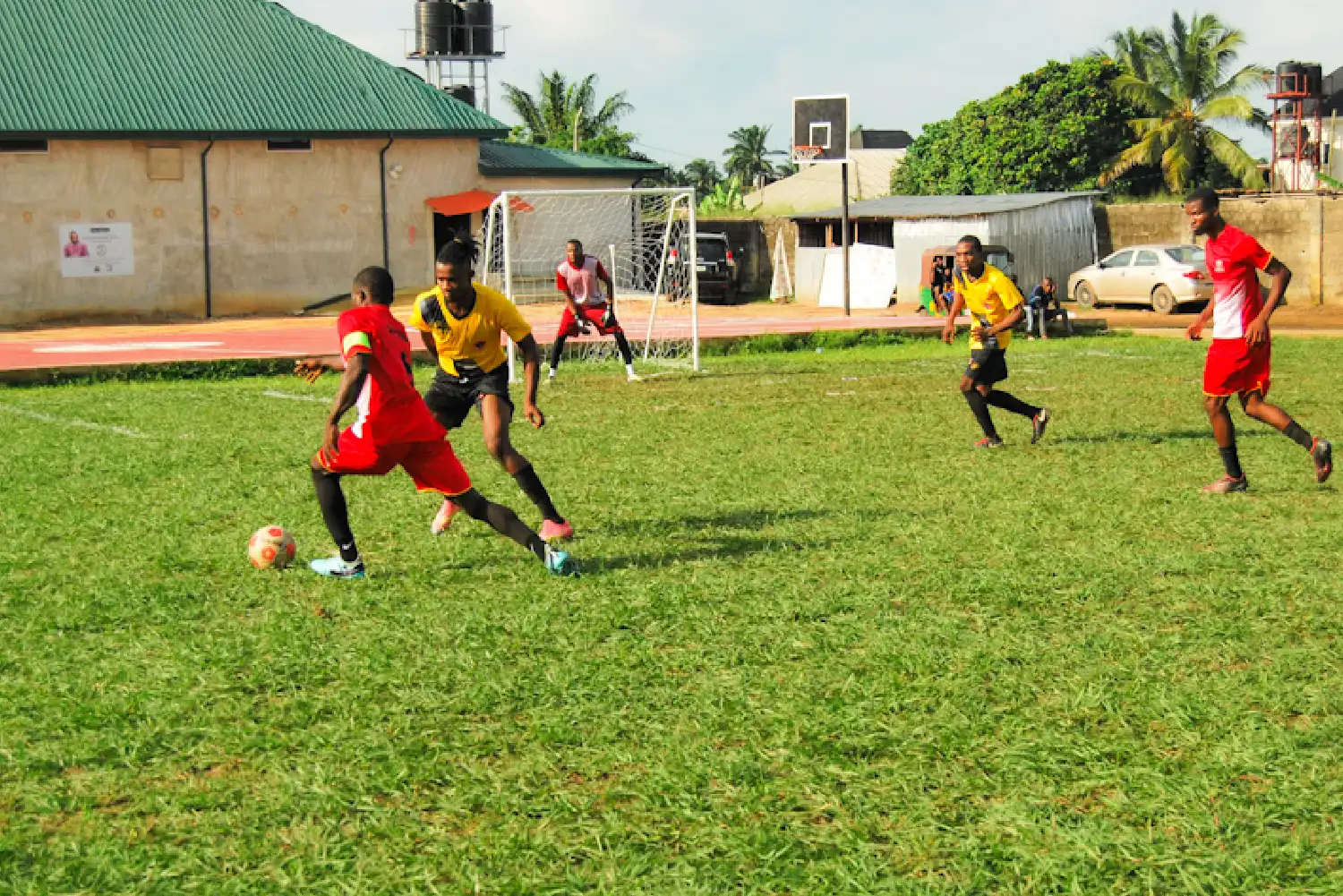 In dribble mod G&T Warriors captain Gabriel Chukwuma