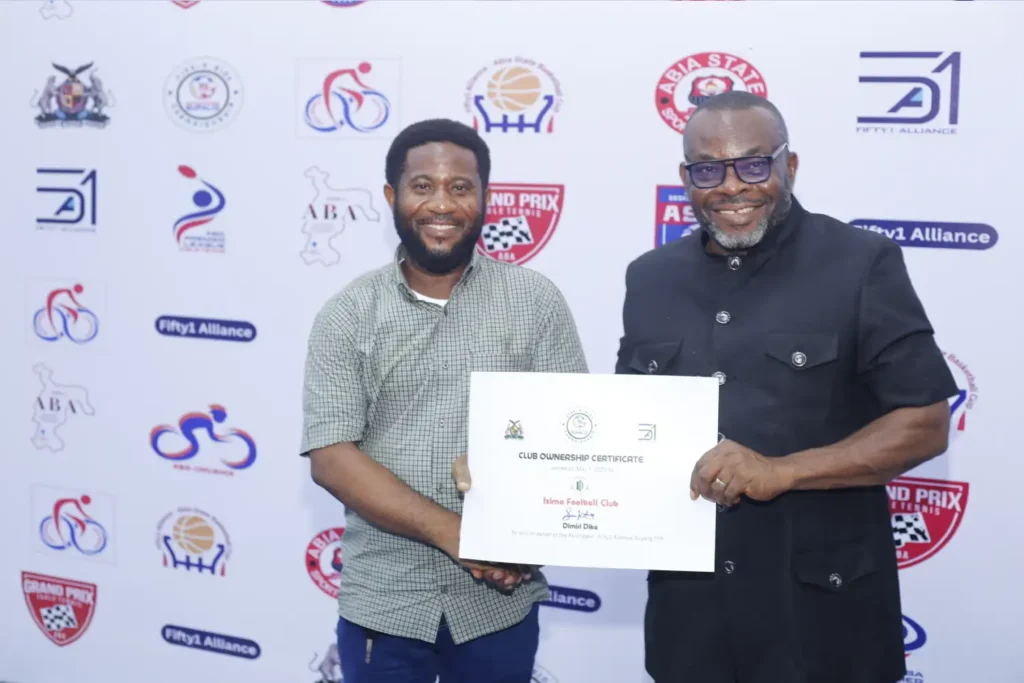 SUPALIG CLUB OWNERS RECEIVE THEIR CLUB OWNERSHIP CERTIFICATES